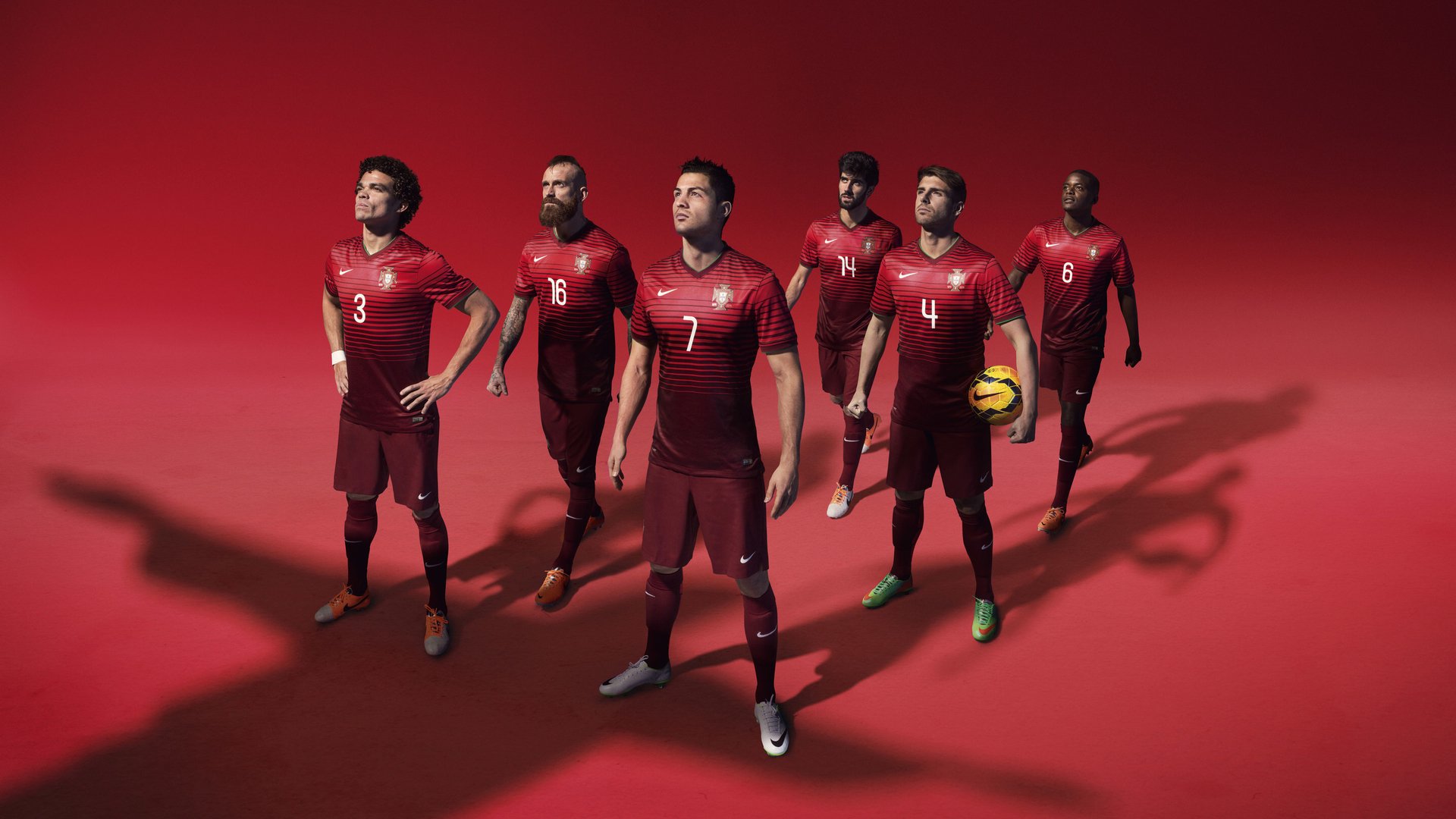 跨洋试炼，快船险胜上海背后的伦纳德时刻